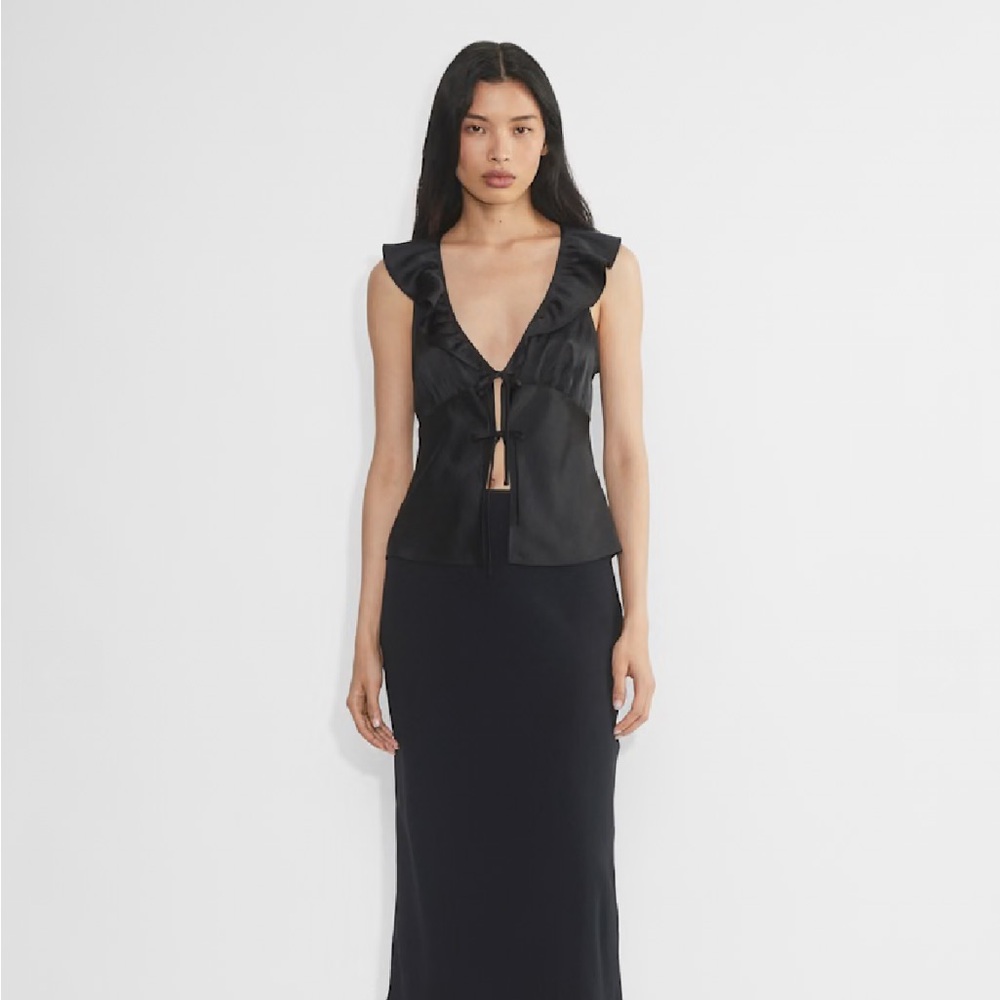 NWT Aritzia Wilfred Tonka Satin Blouse - Black - Size XS - Picture 3 of 5